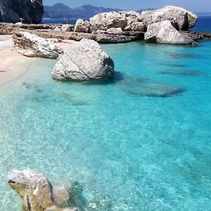 Purple Flower Apartment Cala Gonone
