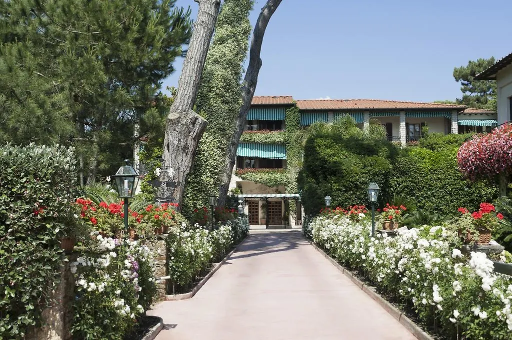 Augustus Hotel & Resort Forte dei Marmi 5*,  Italy